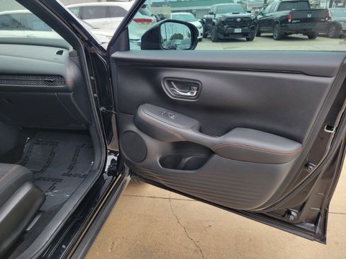 Used 2023 Honda HR-V Sport image 25