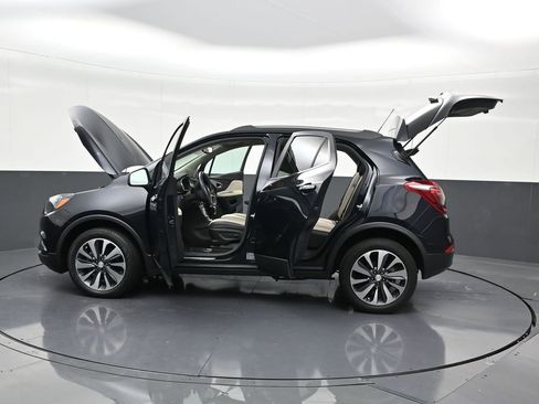 Used 2022 Buick Encore Preferred w/ Safety Package image 34