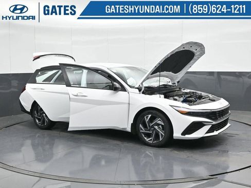 New 2025 Hyundai Elantra Sport image 57