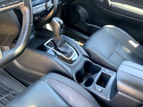 Used 2017 Nissan Rogue Sport SL w/ SL Premium Package AWD/4WD image 16
