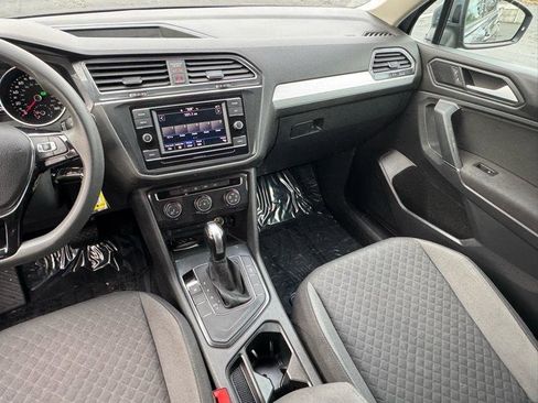 Used 2020 Volkswagen Tiguan S image 12