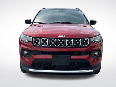 Used 2025 Jeep Compass Limited AWD/4WD image 9