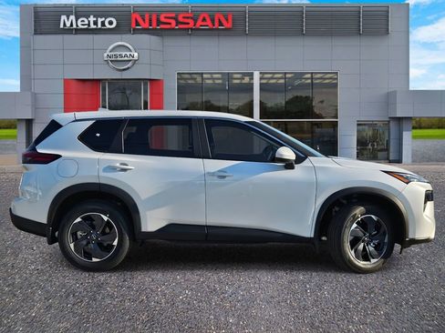 New 2026 Nissan Rogue SV image 2
