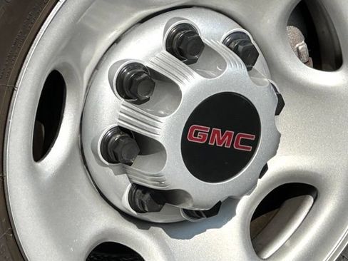 Used 2025 GMC Savana 2500 w/ Driver Convenience Package RWD image 10