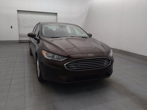 Used 2019 Ford Fusion SE FWD image 14