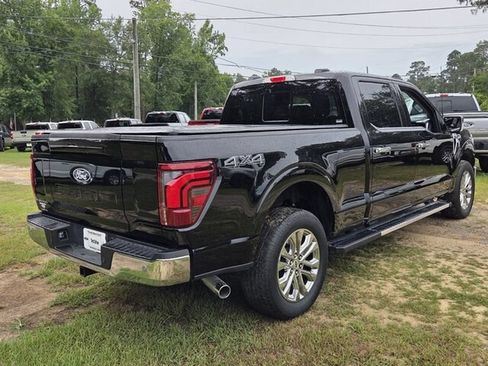 Used 2025 Ford F150 Lariat w/ Equipment Group 501A Mid AWD/4WD image 12