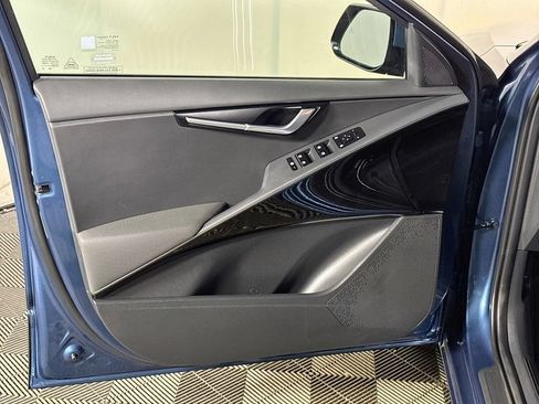 Certified 2023 Kia Niro Wind FWD image 11