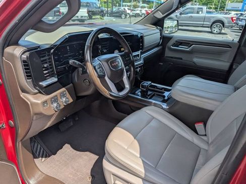 Used 2023 GMC Sierra 1500 SLT w/ SLT Premium Package AWD/4WD image 13