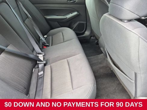 Used 2025 Nissan Altima 2.5 SV FWD image 29