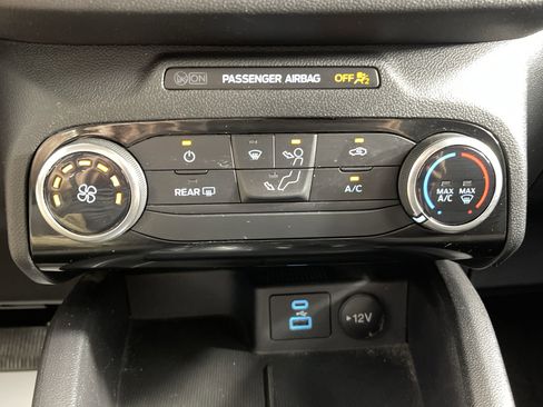 Used 2022 Ford Escape SE image 22