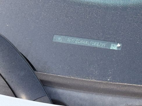 Used 2020 Cadillac XT4 Premium Luxury w/ Driver Assist Package image 8