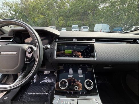 Used 2020 Land Rover Range Rover Velar R-Dynamic S AWD/4WD image 11