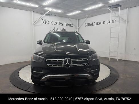 Certified 2024 Mercedes-Benz GLE 450 4MATIC image 2