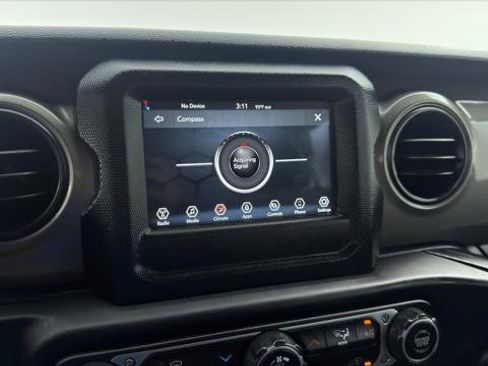 Used 2023 Jeep Wrangler Unlimited Sport AWD/4WD image 35