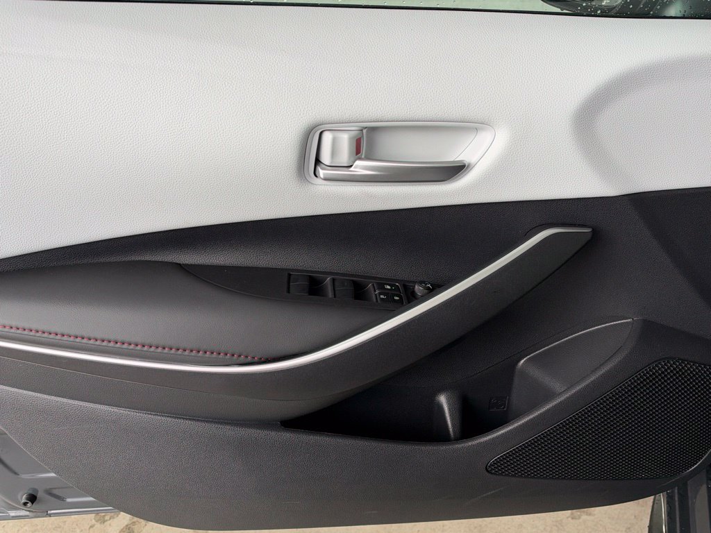 Certified 2024 Toyota Corolla SE FWD image 18