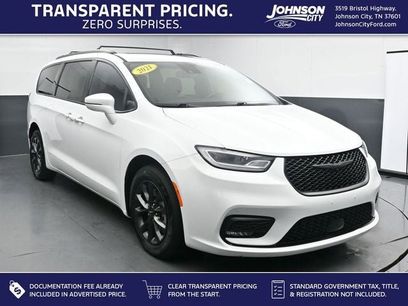 Used 2021 Chrysler Pacifica Limited w/ S Appearance Package