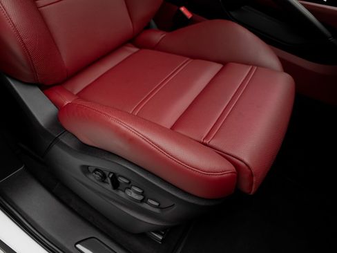 Used 2022 Porsche Cayenne Turbo GT AWD/4WD image 74