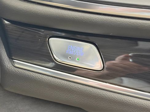 Used 2022 Buick Enclave Essence w/ Experience Buick Package AWD/4WD image 28