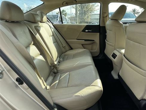 Used 2015 Honda Accord EX-L image 16