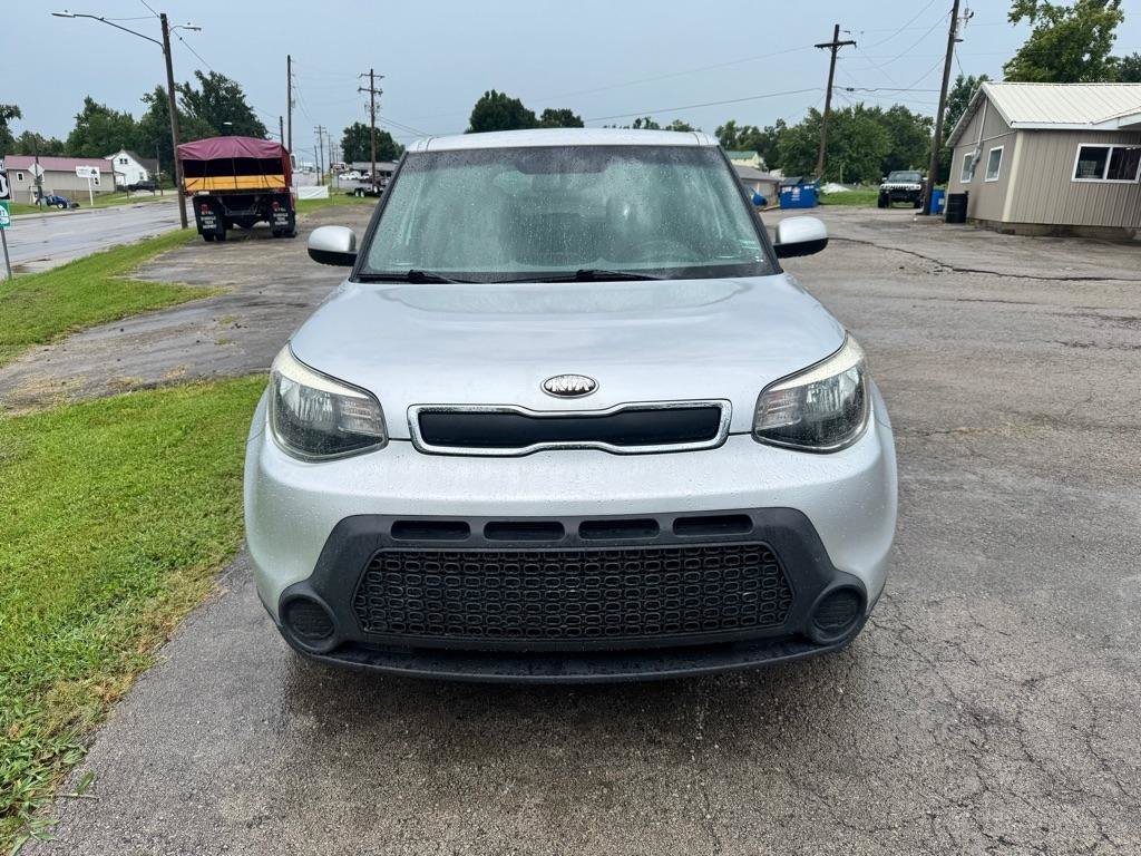 Used 2015 Kia Soul FWD image 2