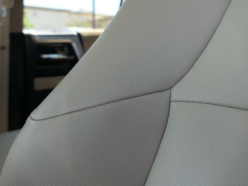 Used 2022 Toyota 4Runner SR5 Premium AWD/4WD image 12