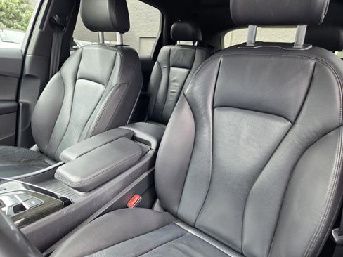 Used 2017 Audi Q7 3.0T Premium image 20