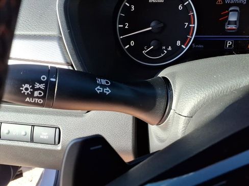 New 2025 Nissan Altima 2.5 SR image 19