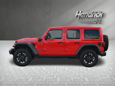 Used 2025 Jeep Wrangler Unlimited Rubicon 4xe w/ Safety Group AWD/4WD image 7
