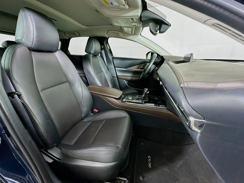 Used 2023 MAZDA CX-30 AWD 2.5 S w/ Premium Package image 32