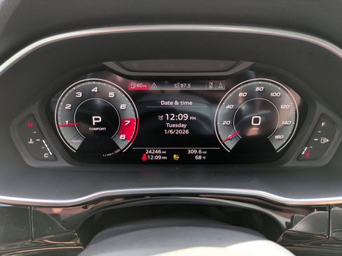 Used 2023 Audi Q3 2.0T Premium Plus w/ Premium Plus Package image 21