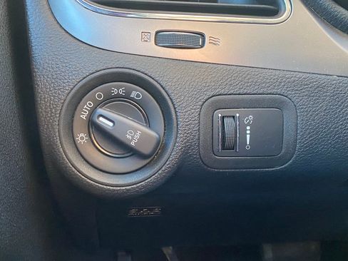 Used 2016 Dodge Journey Crossroad w/ Popular Equipment Group image 26