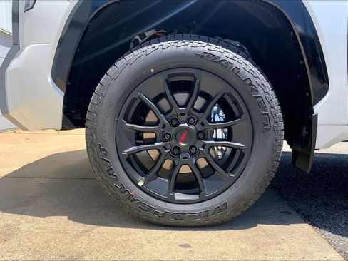 New 2026 Toyota Tundra Platinum AWD/4WD image 15