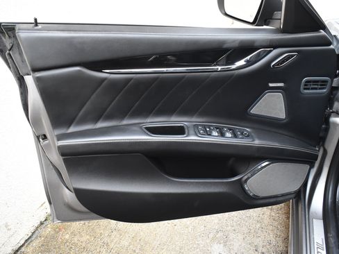 Used 2019 Maserati Quattroporte S GranSport Q4 image 21