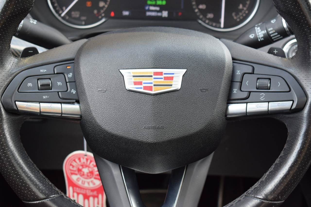 Used 2023 Cadillac XT4 Sport w/ LPO, Onyx Lite Package AWD/4WD image 21