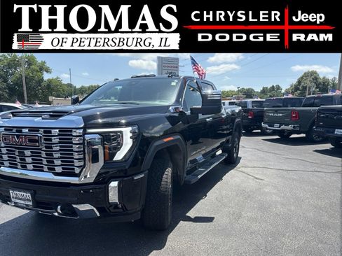 Used 2025 GMC Sierra 2500 Denali w/ Denali Reserve Package AWD/4WD image 2
