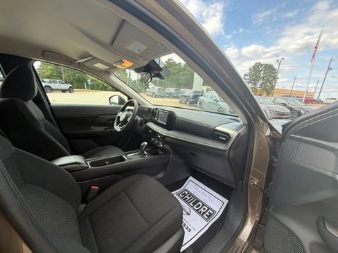 Used 2025 Nissan Kicks S FWD image 14