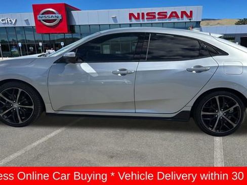 Used 2021 Honda Civic Sport image 6