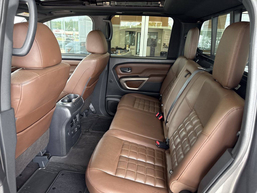 Used 2023 Nissan Titan Platinum Reserve w/ Moonroof Package AWD/4WD image 32