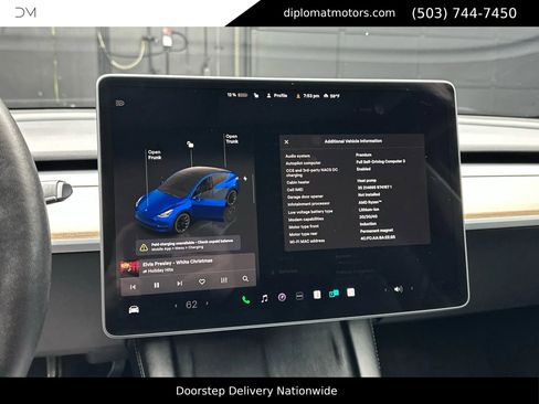 Used 2023 Tesla Model Y Long Range image 32
