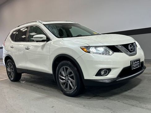 Used 2016 Nissan Rogue SL w/ SL Premium Package image 1