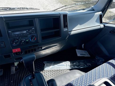 New 2024 Chevrolet Low Cab Forward image 21