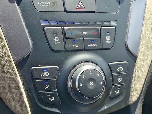 Used 2014 Hyundai Santa Fe Sport AWD/4WD image 11