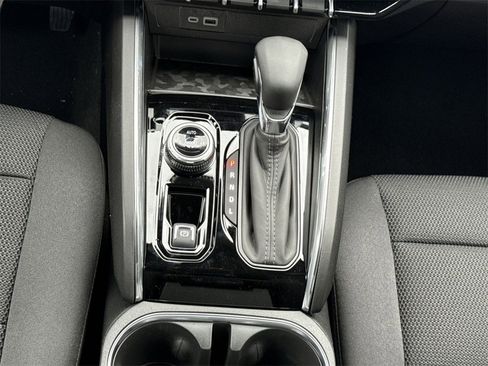 New 2026 GMC Canyon Elevation w/ Convenience Package image 22