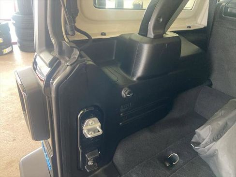 Certified 2025 Jeep Wrangler Willys 4xe image 14