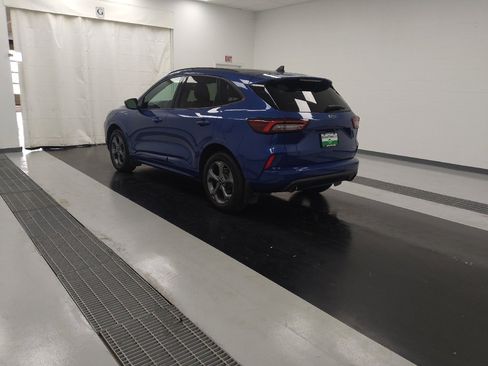 Used 2023 Ford Escape ST-Line Select w/ Tech Pack #1 AWD/4WD image 5