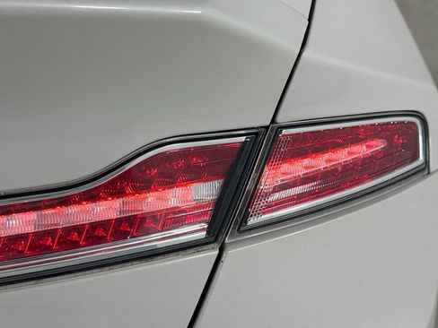 Used 2019 Lincoln MKZ Reserve w/ Reserve Plus Package FWD image 33