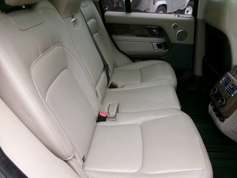 Used 2019 Land Rover Range Rover HSE AWD/4WD image 15