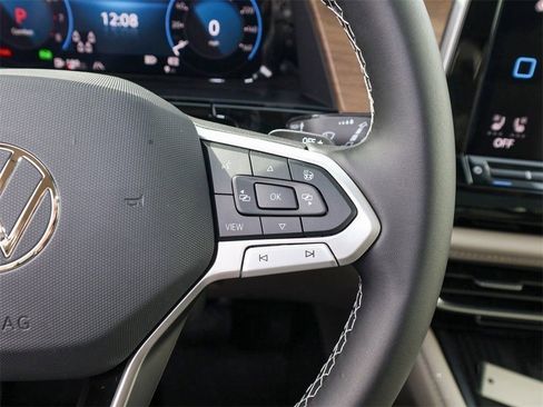 New 2026 Volkswagen Atlas SE image 27