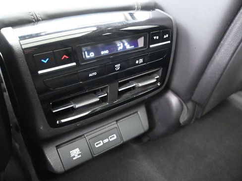 Certified 2024 Acura MDX w/ Technology Package AWD/4WD image 15