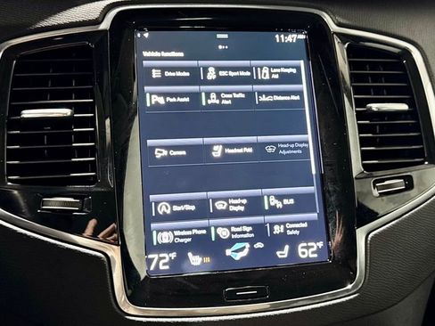 Used 2022 Volvo XC90 T6 Momentum w/ Advanced Package image 20